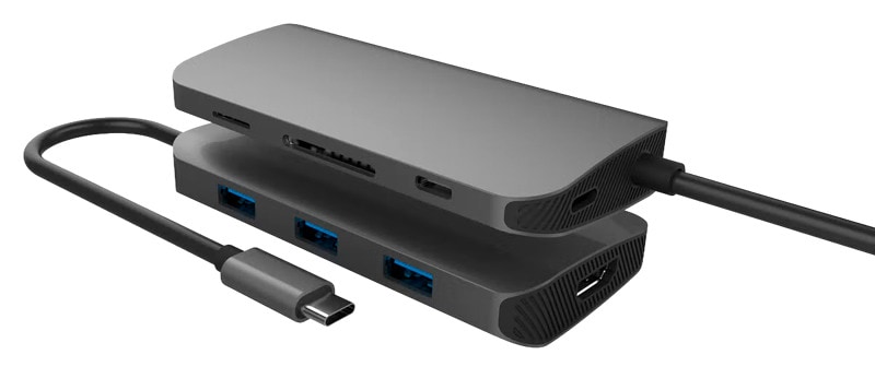 3 USB-liitäntää, HDMI, USB-C, SD- ja mikroSD-kortinlukija. Virransyöttöä tukeva USB-C-liitäntä (maks. 100W). 4K-resoluutiota tukeva HDMI-liitäntä.