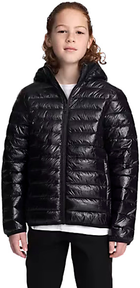 Omu liner jacket. Vettähylkivä pintakäsittely ilman PFAS-yhdisteitä. Koot 122–176. Eri värejä.