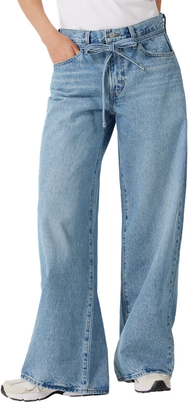 Näissä yhdistyvät baggy-malli ja leveät suorat lahkeet. Tarjous voimassa pe–su.
