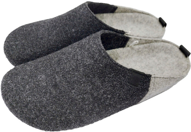 Lämpimät, miellyttävät huopatossut, jotka on valmistettu pehmeästä villasta ja kulutusta kestävästä polyesterista. Saatavana koot 37–45.