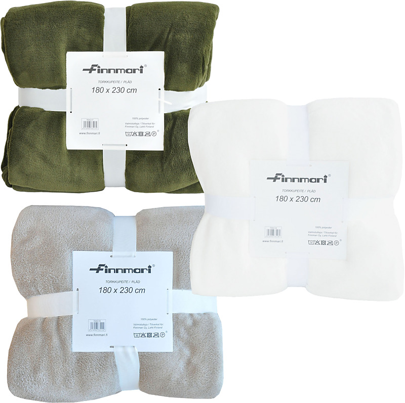 180x230 cm. Eri värejä.