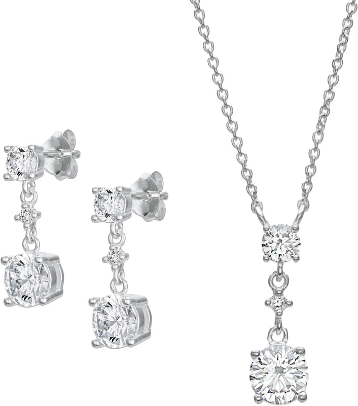 Hppeiset korvakorut (29,90) ja hopeinen kaulakoru (39,90) settihintaan.