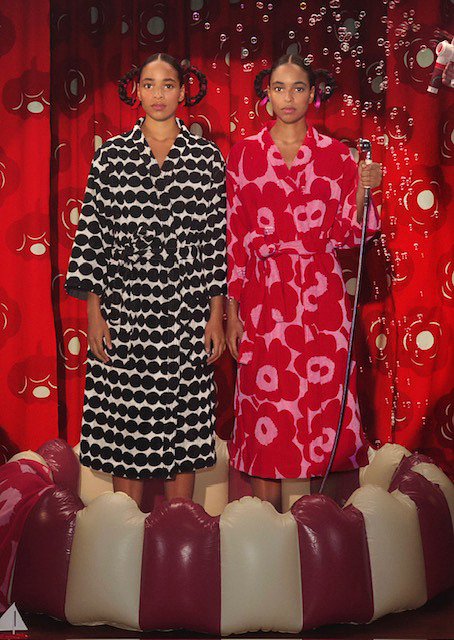 Kylpytakit on valmistettu pehmeästä luomupuuvillafroteesta. Useita värejä.