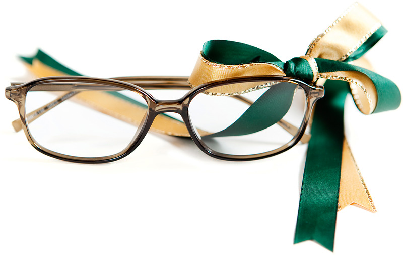 Voi käyttää esim. kokonaisvaltaiseen OCT-näöntutkimukseen, uusiin silmälaseihin ja trendikkäisiin aurinkolaseihin.