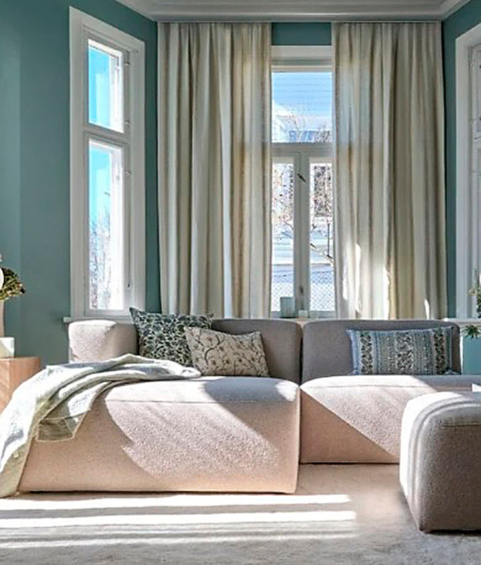 Huonekalut (tilaustuote) -30 %. On sohvia, sänkyjä, pöytiä, tuoleja, kaappeja, senkkejä... tule myymälään tutustumaan ja kuulemaan enemmän! Nopea ja edullinen toimitus!